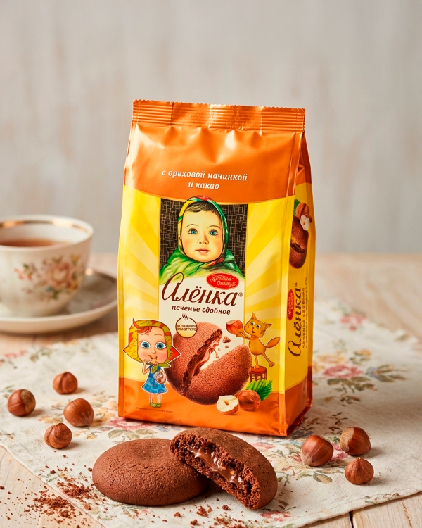"АЛЁНКА" Печенье сдобное с ореховой начинкой и какао 200gr
