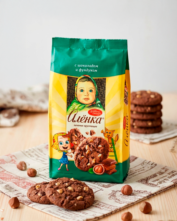 ALENKA ПЕЧЕНЬЕ ШОКОЛАДНОЕ С ФУНДУКОМ 136гр