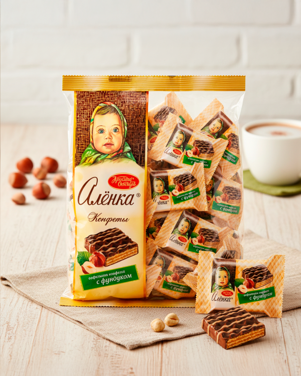 "АЛЁНКА" Вафельные конфеты с фундуком 250gr